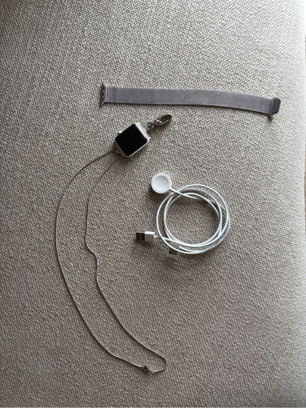 Apple Silver Smartwatch Pendant with Silver Milanese Strap & White Charger
